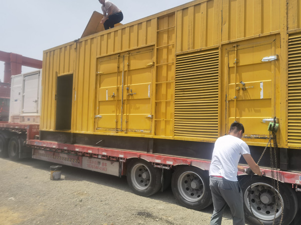 乐清除了负载情况和发动机维护，还有哪些因素会影响 200kw 柴油发电机的油耗？